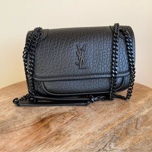 NEW Small Black on Black Crossbody Shoulder Bag with chain straps